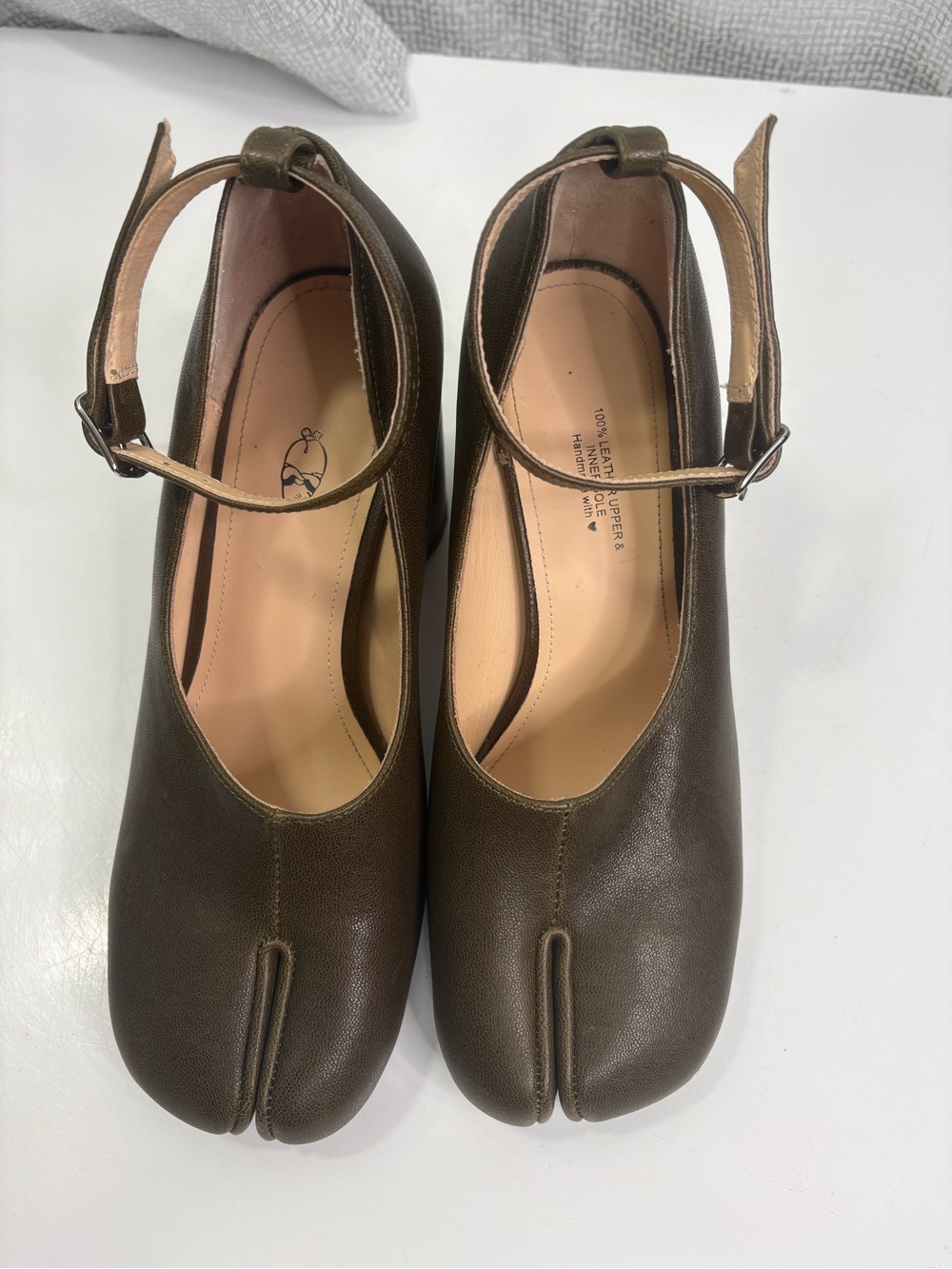 Woodchuck Sato Women’s Olive green Leather Tabi Mary Jane shoes size 36